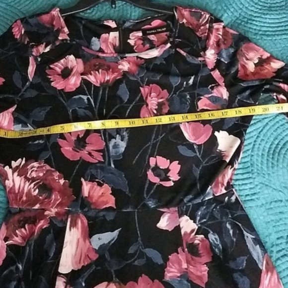 Ivanka trump floral dress size medium - Picture 6 of 6